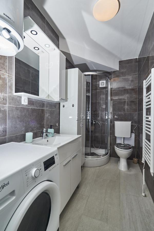 Rajmonda Apartamento