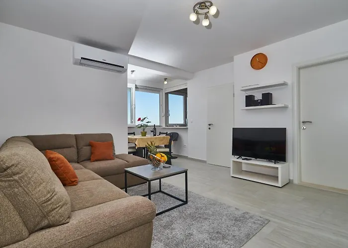 Apartment Rajmonda